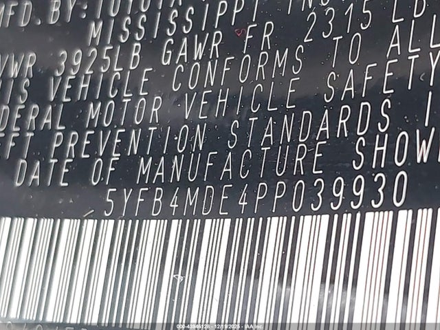 5YFB4MDE4PP039930 Toyota COROLLA LE