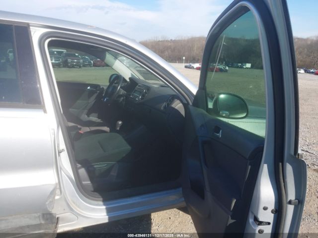 2014 VOLKSWAGEN TIGUAN WVGAV3AX3EW594800 Photo 4