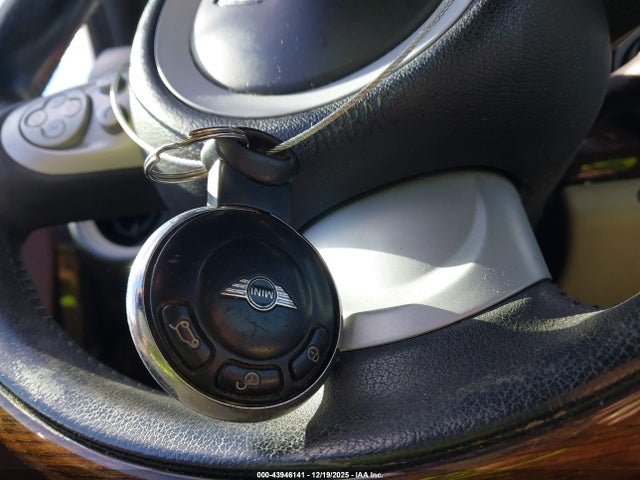 2008 MINI COOPER CLUBMAN WMWML33568TN67919 Photo 10