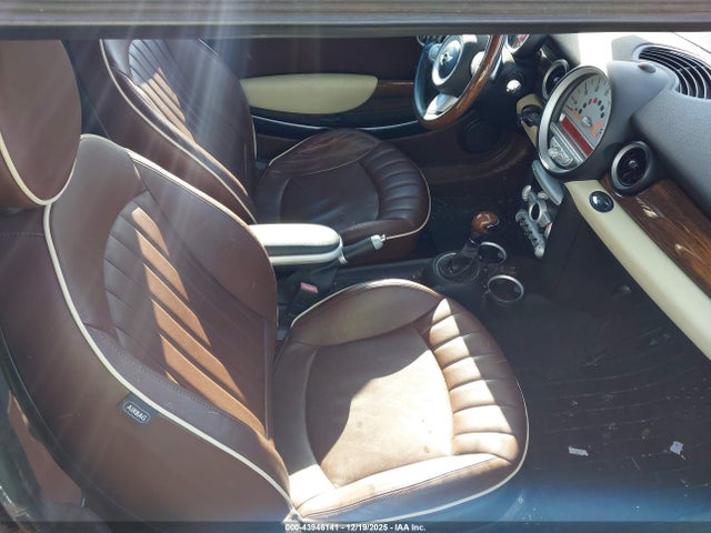 2008 MINI COOPER CLUBMAN WMWML33568TN67919 Photo 4