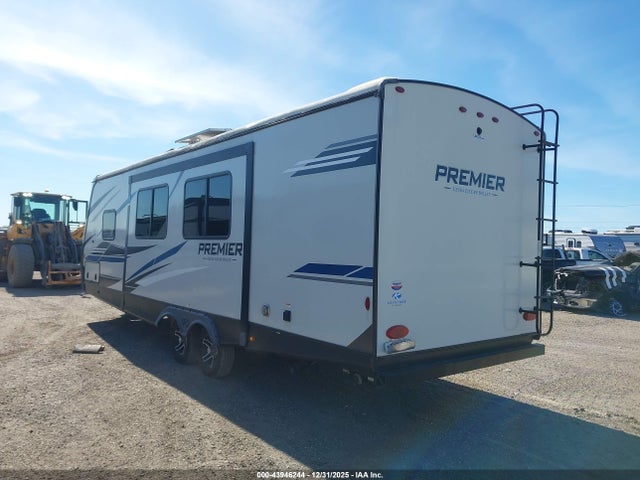 Keystone Bullet Premier 2023 4YDTBLN26PD430120 Image 3
