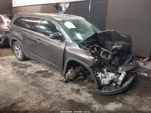 2015 TOYOTA HIGHLANDER 5TDJKRFH4FS085303