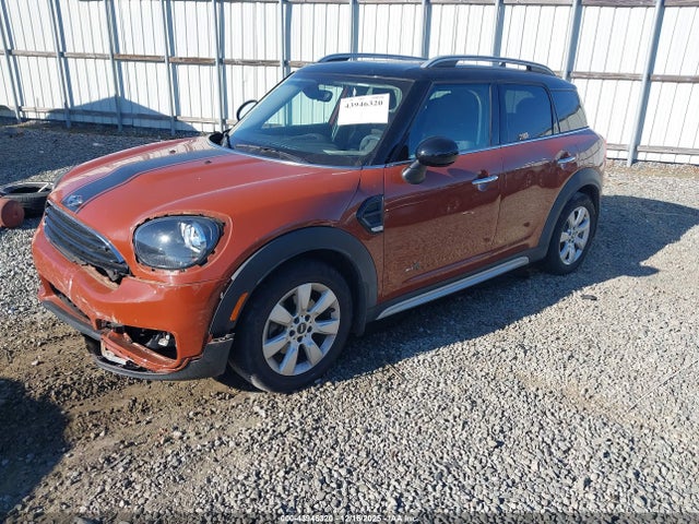 2018 MINI COUNTRYMAN WMZYV5C34J3E04462 Photo 1