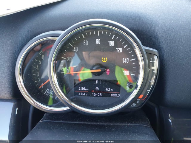 2018 MINI COUNTRYMAN WMZYV5C34J3E04462 Photo 6