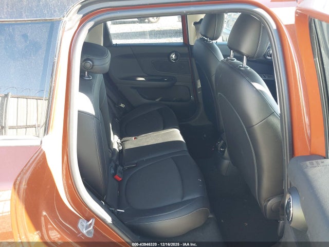 2018 MINI COUNTRYMAN WMZYV5C34J3E04462 Photo 7