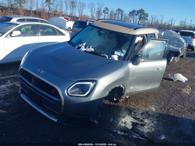 2025 MINI COUNTRYMAN WMZ23GA08S7R97508 Photo 1