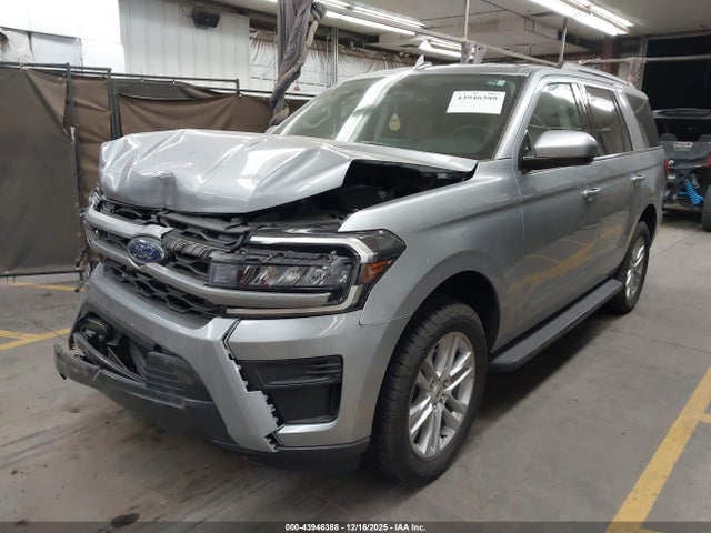 1FMJU1J80REA99613 Ford Expedition Xlt