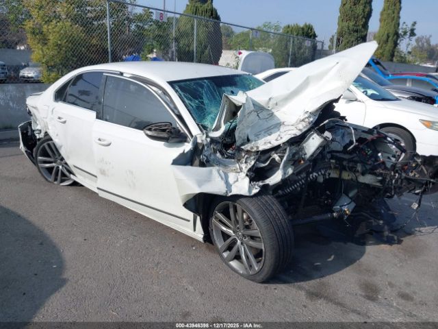 2017 VOLKSWAGEN PASSAT 1VWDT7A34HC003114