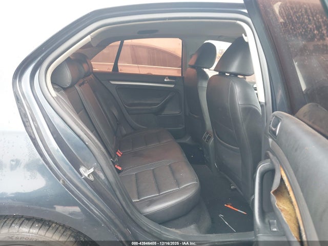 2010 VOLKSWAGEN JETTA 3VWAZ7AJ2AM104558 Photo 7