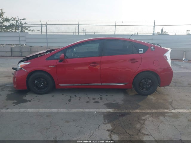Toyota Prius Three 2015 JTDKN3DU3F1903688 Image 14