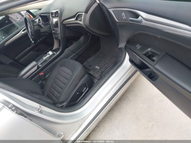 2019 FORD FUSION 3FA6P0HD8KR255596 Photo 4