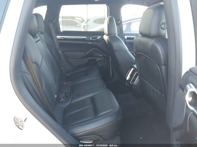 2015 PORSCHE CAYENNE WP1AB2A26FLA57139 Photo 7