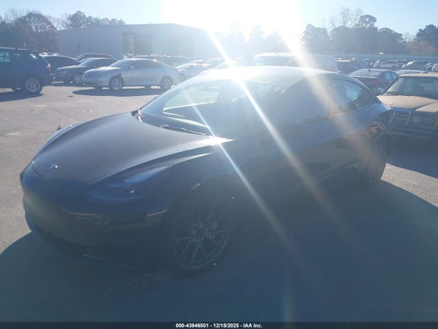 2023 TESLA MODEL 3 5YJ3E1EA1PF382136 Photo 1