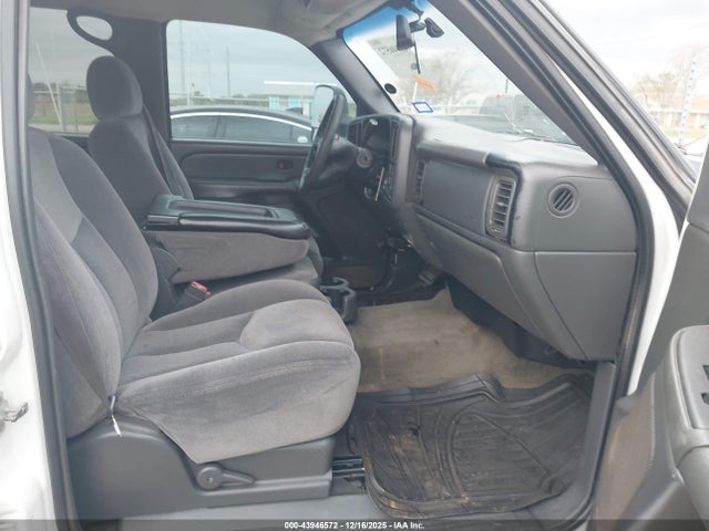 Продажа на аукционе авто 2004 Gmc Sierra 2500 Sle, vin: 1GTGC23U34F165057, номер лота: 43946572