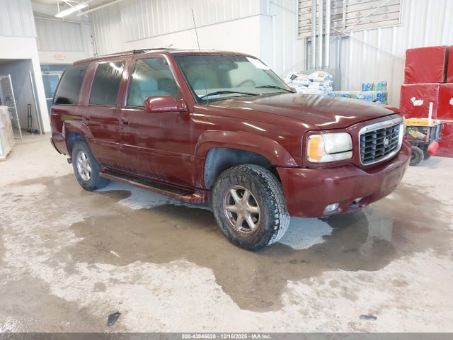 1999 CADILLAC ESCALADE 1GYEK13R6XR416957