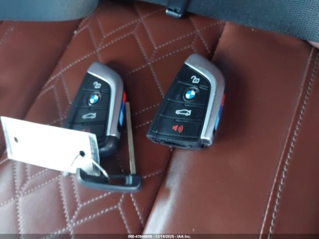 2019 BMW X4 5UXUJ5C51KLJ62688 Photo 10