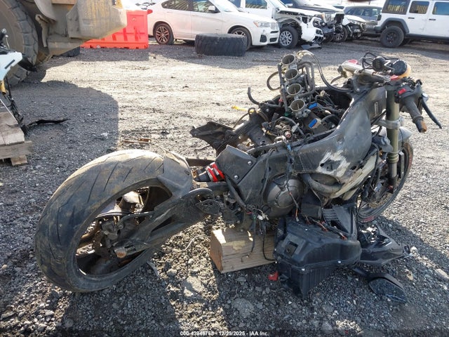 Продаж на аукціоні авто 2011 Kawasaki Zx1000 J, vin: JKAZXCJ10BA001815, номер лоту: 43946768