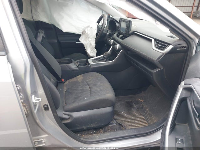 2019 TOYOTA RAV4 2T3H1RFV6KW041416 Photo 4
