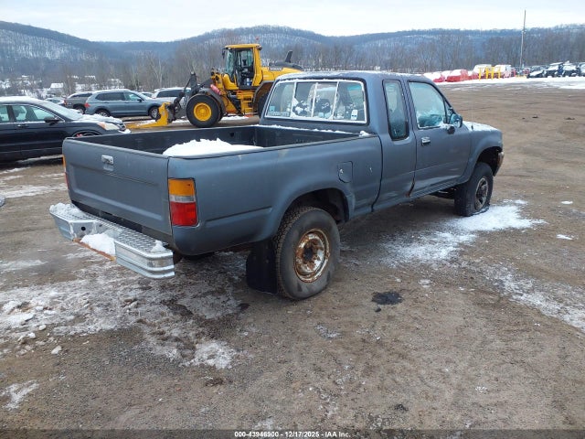 1990 TOYOTA PICKUP JT4VN13D0L5025645 Photo 3