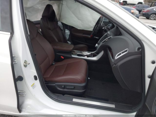 2017 ACURA TLX 19UUB2F52HA000552 Photo 4