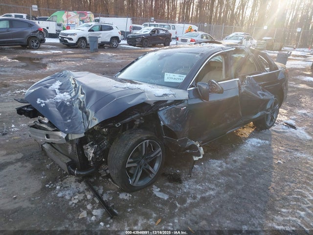 2018 AUDI A4 WAULMAF40JA233970 Photo 1