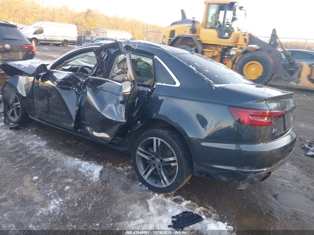 2018 AUDI A4 WAULMAF40JA233970 Photo 2