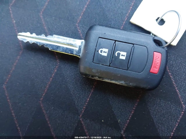 2023 MITSUBISHI MIRAGE ML32AUHJ1PH002493 Photo 10