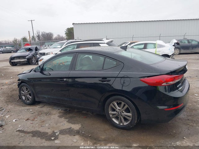 Hyundai ELANTRA SE 2017 5NPD84LF2HH085505 Image 15