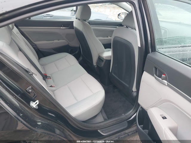 Hyundai ELANTRA SE 2017 5NPD84LF2HH085505 Image 8