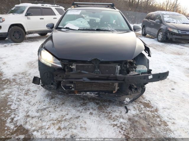 2018 VOLKSWAGEN GOLF SPORTWAGEN 3VW117AU1JM753544 Photo 5