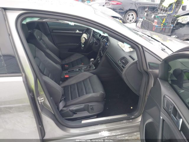 2017 VOLKSWAGEN GOLF R WVWVF7AU0HW167384 Photo 4