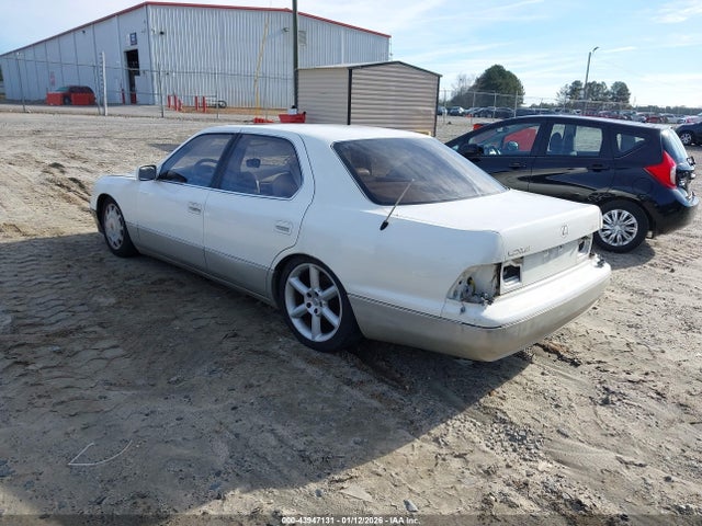 1995 LEXUS LS JT8UF22E6S0005323 Photo 2