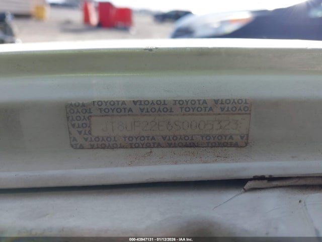 1995 LEXUS LS JT8UF22E6S0005323 Photo 8