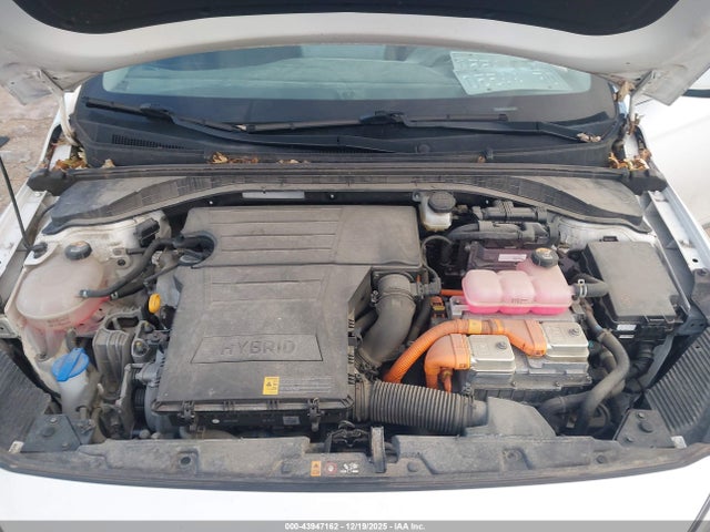 2022 HYUNDAI IONIQ HYBRID KMHC75LC8NU273484 Photo 9