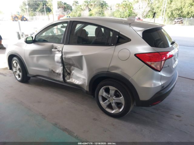 2016 HONDA HR-V 3CZRU5H51GM727836 Photo 2
