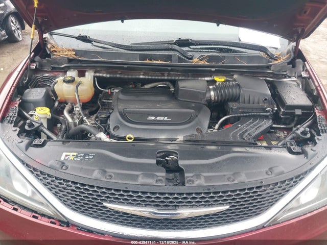 2017 CHRYSLER PACIFICA 2C4RC1EG2HR661041 Photo 9