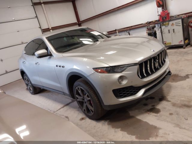 2017 MASERATI LEVANTE ZN661XUA3HX215943