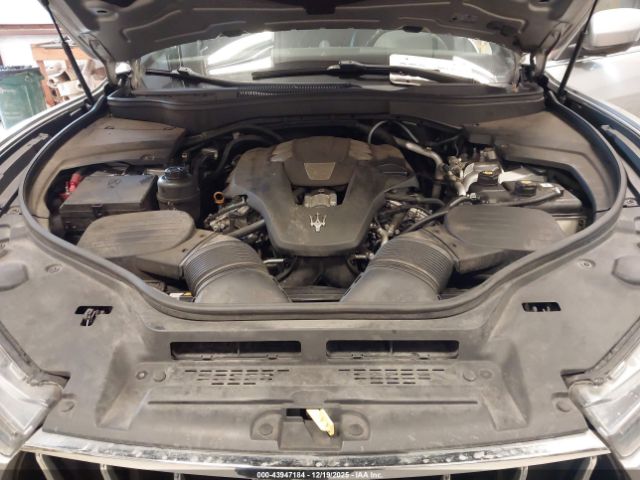 2017 MASERATI LEVANTE ZN661XUA3HX215943 Photo 9