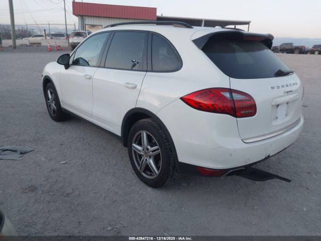 2012 PORSCHE CAYENNE WP1AA2A22CLA01150 Photo 2