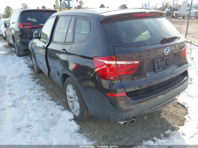 2015 BMW X3 5UXWX9C54F0D45933 Photo 2
