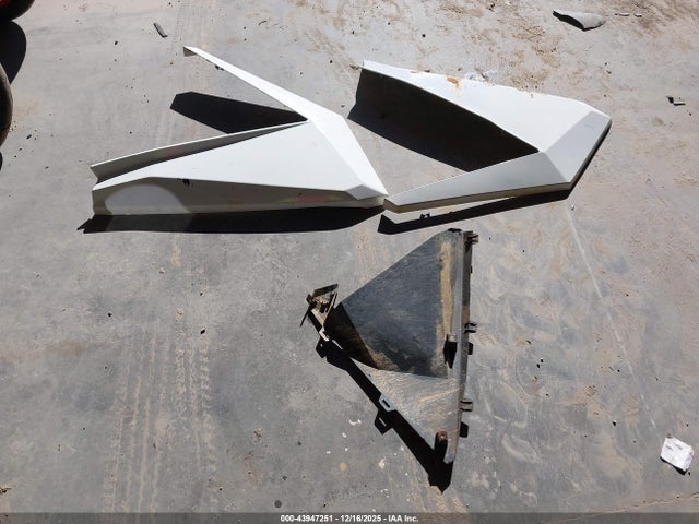 43947251 :رقم المزاد ، 3NSRAB92XLG166058 vin ، 2020 Polaris Rzr Pro Xp Premium مزاد بيع