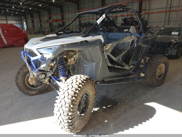 43947251 :رقم المزاد ، 3NSRAB92XLG166058 vin ، 2020 Polaris Rzr Pro Xp Premium مزاد بيع