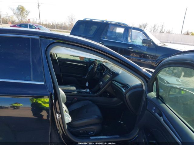 2019 FORD FUSION ENERGI 3FA6P0SU1KR103927 Photo 4