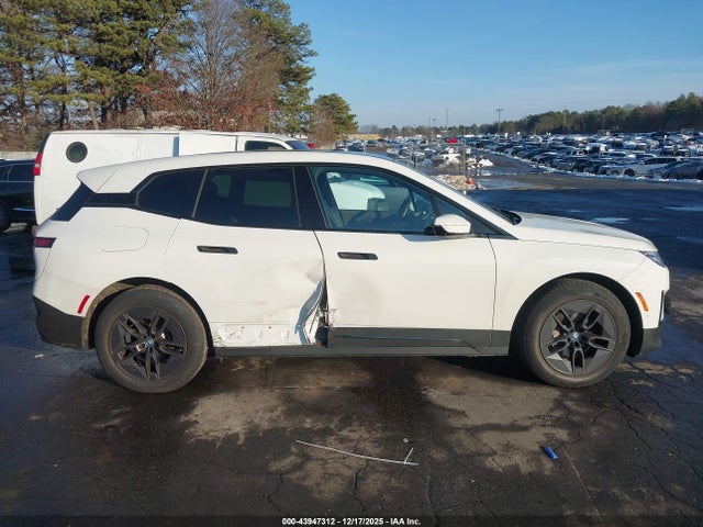 Продаж на аукціоні авто 2024 Bmw Ix Xdrive50, vin: WB523CF05RCP16943, номер лоту: 43947312