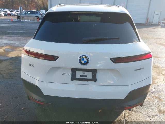 Продаж на аукціоні авто 2024 Bmw Ix Xdrive50, vin: WB523CF05RCP16943, номер лоту: 43947312