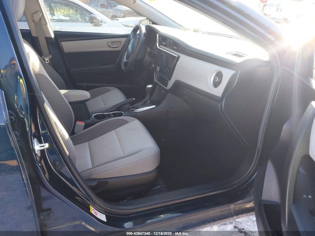 2019 TOYOTA COROLLA 2T1BURHE2KC167437 Photo 4