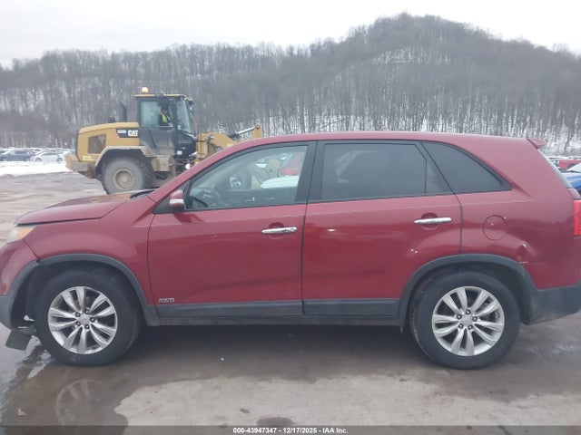 43947347 :رقم المزاد ، 5XYKUDA22BG022874 vin ، 2011 Kia Sorento Ex V6 مزاد بيع