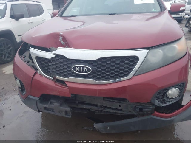 43947347 :رقم المزاد ، 5XYKUDA22BG022874 vin ، 2011 Kia Sorento Ex V6 مزاد بيع
