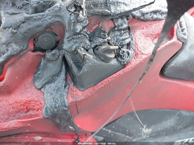 2020 CAN-AM OUTLANDER 3JBLGAT29LJ003545 Photo 10