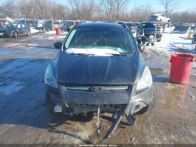 1FMCU9GX3GUA62144 Ford ESCAPE SE